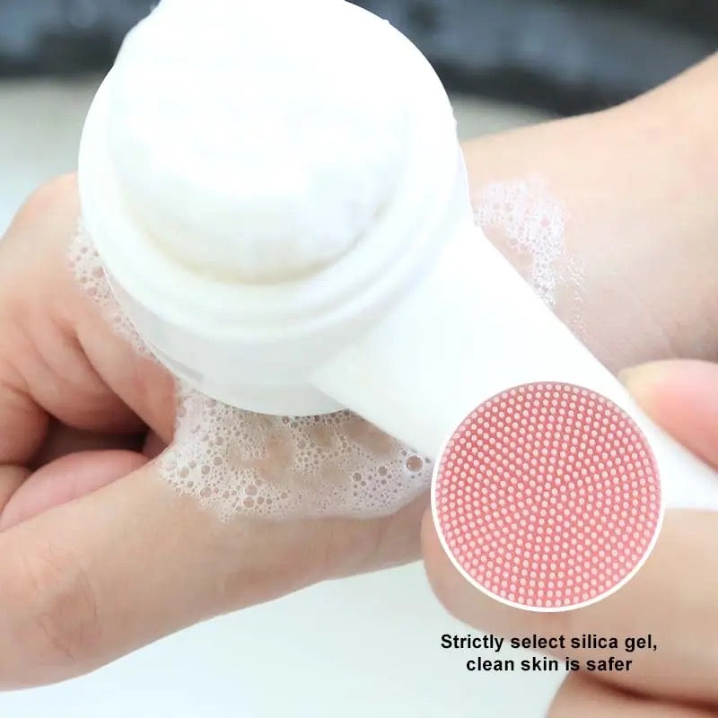 2 In 1 Manual Facial Cleansing Brushes Washing Massage Silicone Scrubber Face Brush For Deep Pore Exfoliation
Massaging